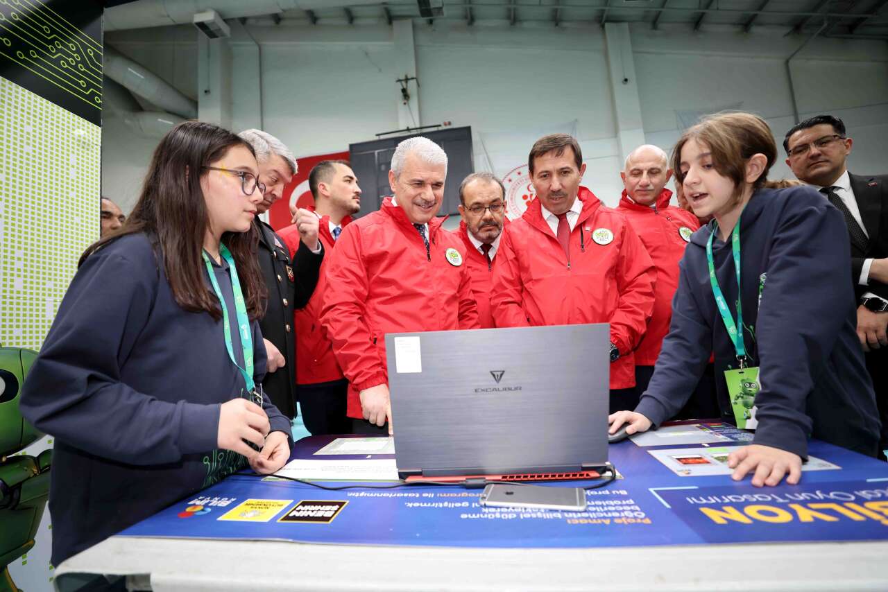 ROBOFEST Konya’da geleceği tasarlayan nesiller yarıştı 2